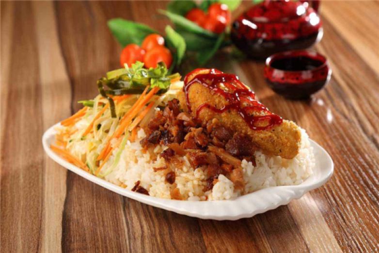 食米香烤肉拌饭